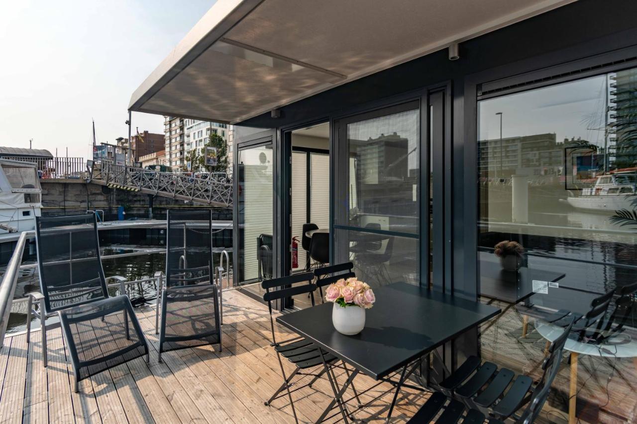 Houseboat-Oostende Luaran gambar